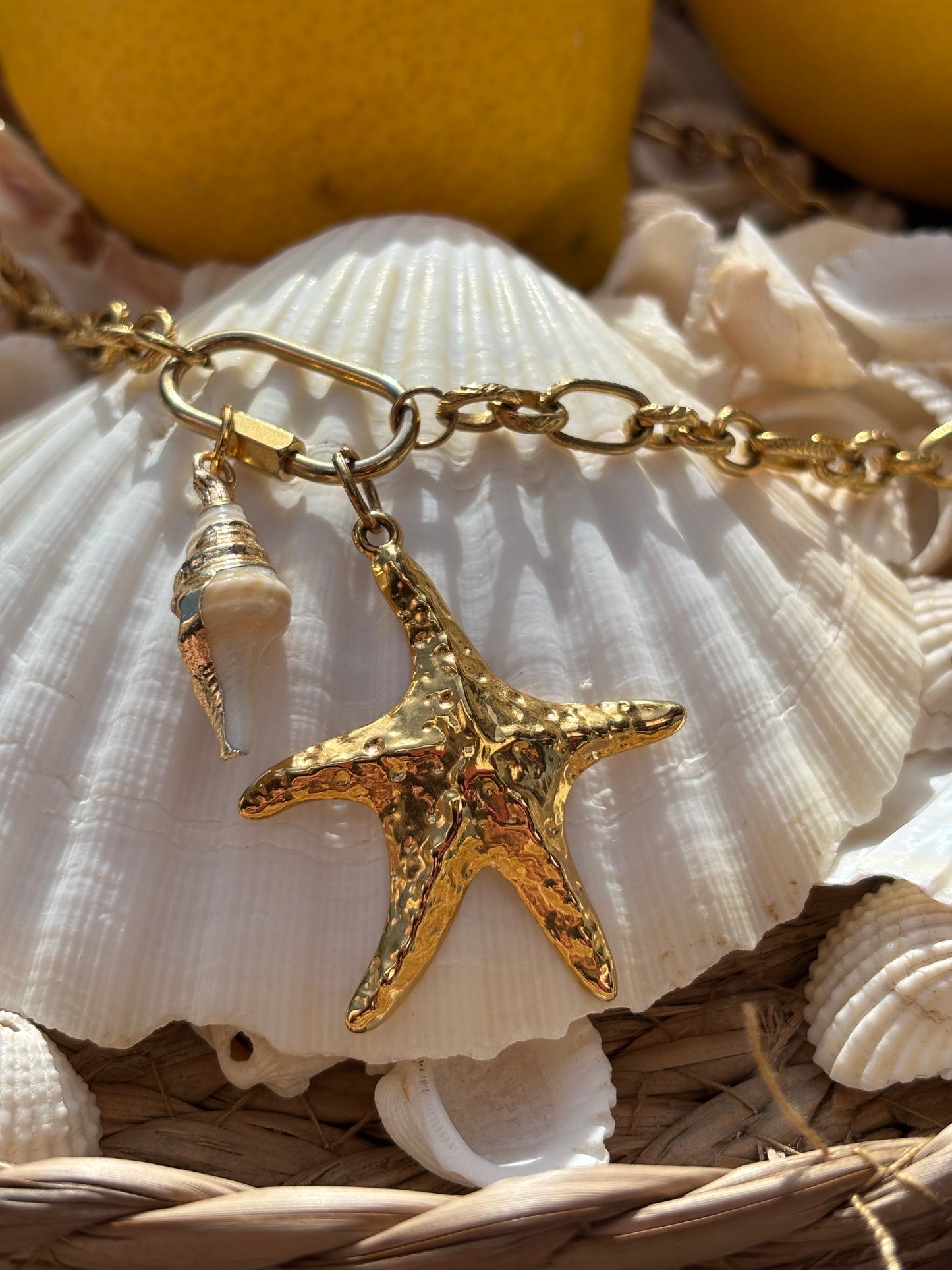 Collier Antonio