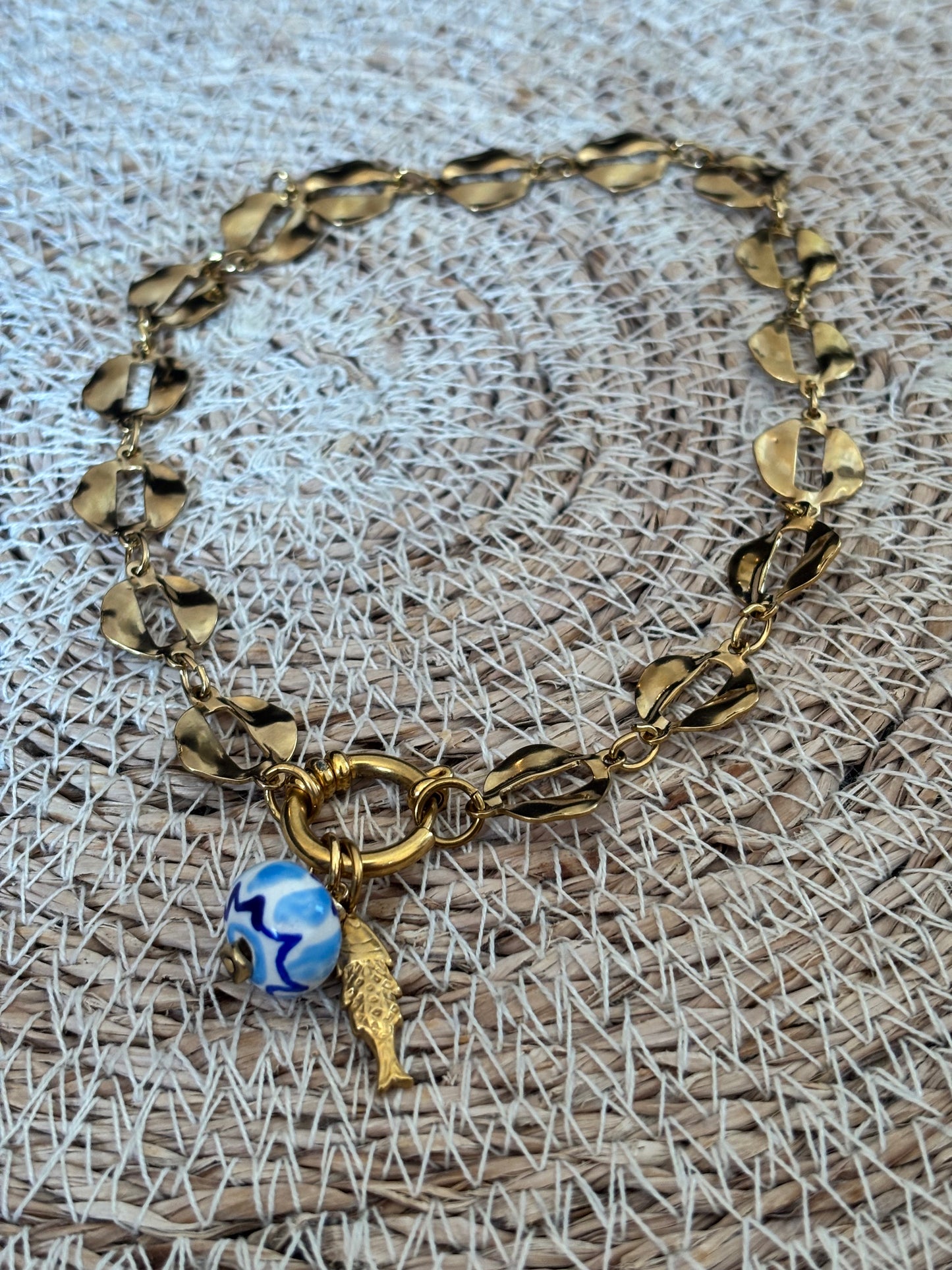 Collier laura
