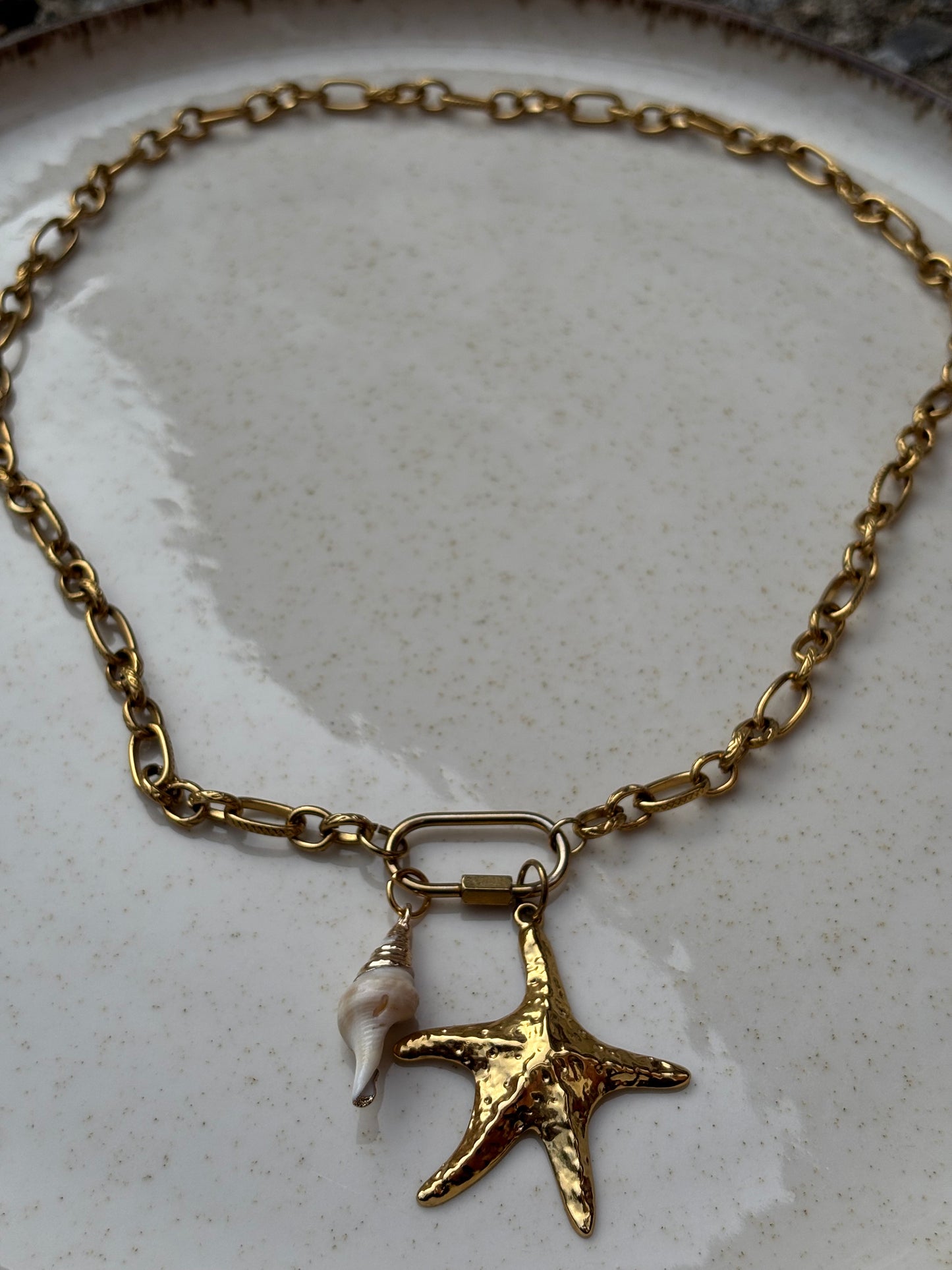 Collier Antonio