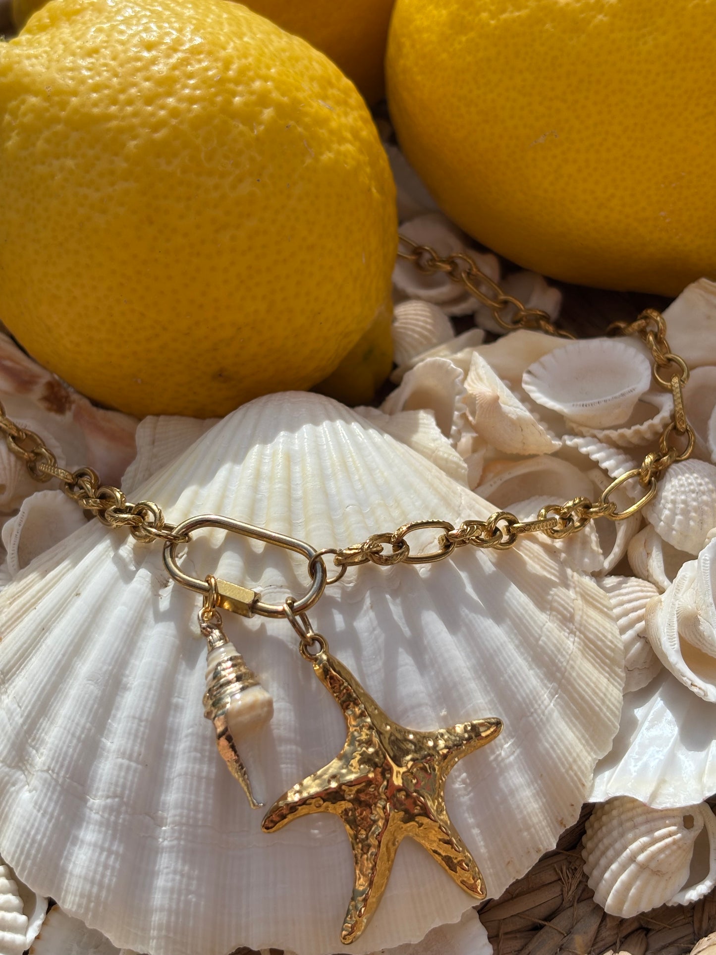 Collier Antonio