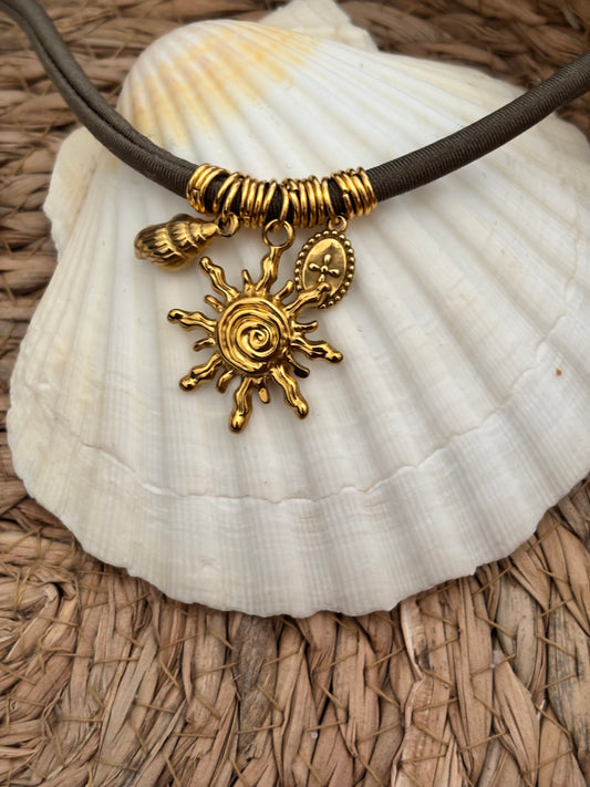 Collier Lou